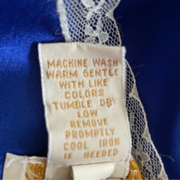 Victoria's Secret Gold Label Satin Silky Blue Vintage set Cami Tap Short M Med - Picture 8 of 11